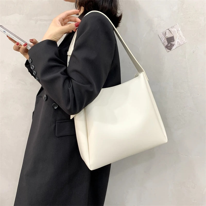 Modern Grace Shoulder Bag